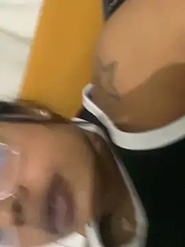 cariocasafada online show from November 1, 3:30 am