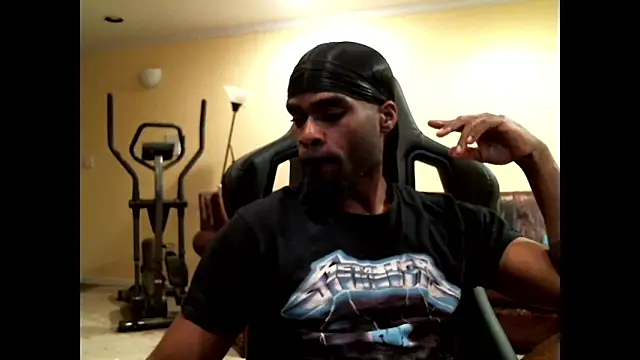 james421   online show from February 11, 5:01 am