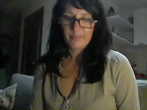 Snapshot of Elena48324 chatting on September 25, 5:05 pm Elena48324 online show from September 25, 5:05 pm