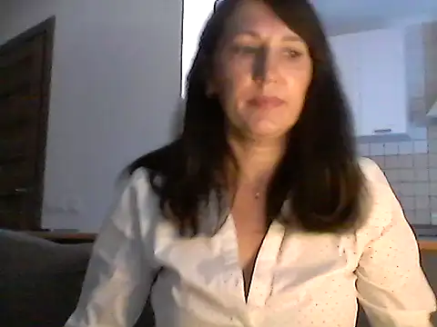 Snapshot of Elena48324 chatting on September 27, 9:36 am Elena48324 online show from September 27, 9:36 am