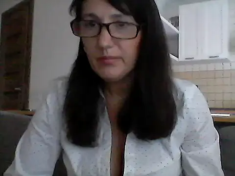 Snapshot of Elena48324 chatting on September 28, 11:15 am Elena48324 online show from September 28, 11:15 am