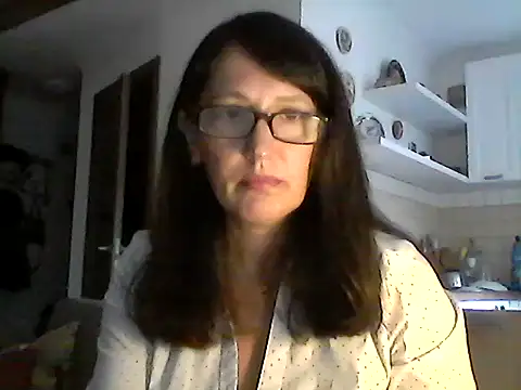 Snapshot of Elena48324 chatting on October 12, 11:09 am Elena48324 online show from October 12, 11:09 am