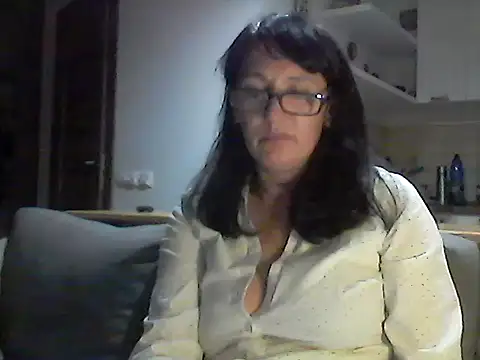 Snapshot of Elena48324 chatting on October 13, 5:46 pm Elena48324 online show from October 13, 5:46 pm