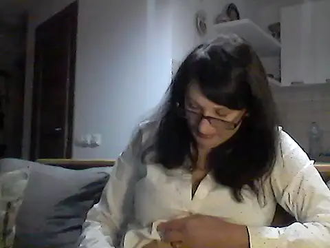 Snapshot of Elena48324 chatting on November 1, 3:14 pm Elena48324 online show from November 1, 3:14 pm