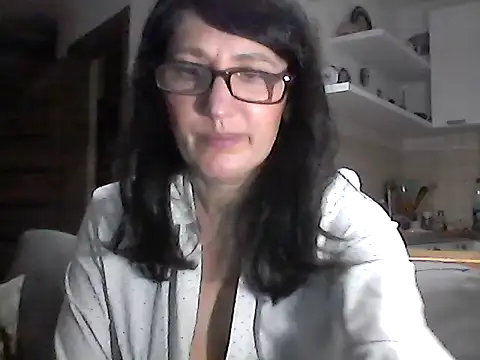 Snapshot of Elena48324 chatting on February 7, 6:44 pm Elena48324 online show from February 7, 6:44 pm