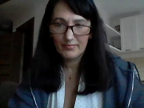 Snapshot of Elena48324 chatting on February 24, 12:47 pm Elena48324 online show from February 24, 12:47 pm