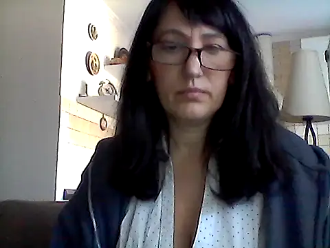 Snapshot of Elena48324 chatting on March 1, 11:23 am Elena48324 online show from March 1, 11:23 am