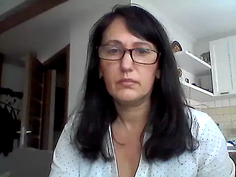 Snapshot of Elena48324 chatting on March 3, 2:12 pm Elena48324 online show from March 3, 2:12 pm