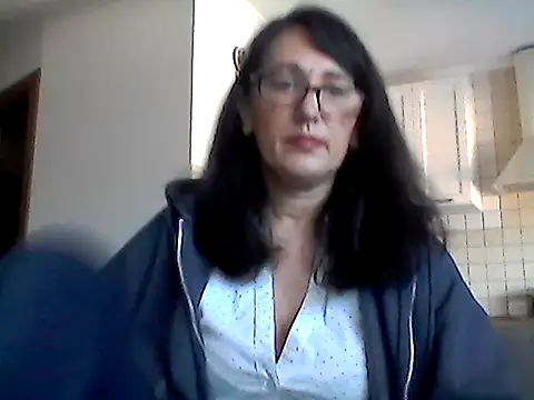 Snapshot of Elena48324 chatting on March 6, 11:17 am Elena48324 online show from March 6, 11:17 am
