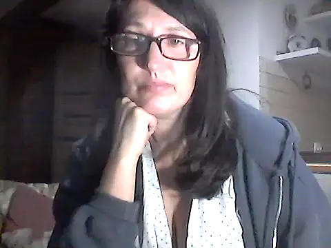 Snapshot of Elena48324 chatting on March 12, 6:36 pm Elena48324 online show from March 12, 6:36 pm