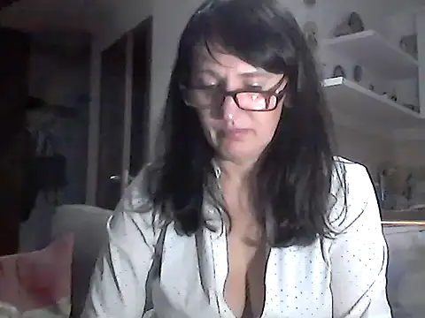 Snapshot of Elena48324 chatting on March 13, 7:31 pm Elena48324 online show from March 13, 7:31 pm