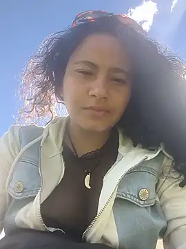 Yaya watson online show from June 4, 7:42 pm