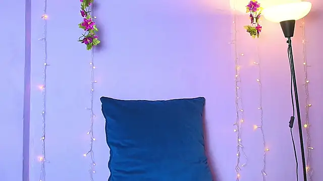 Dafne Mel online show from November 17, 12:33 pm