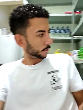 Saraiva2002 online show from October 9, 1:53 pm