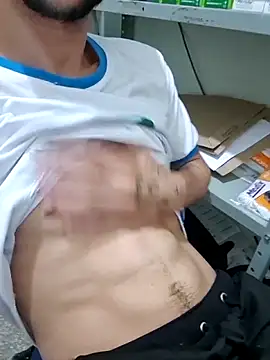 Saraiva2002 online show from December 18, 12:44 pm