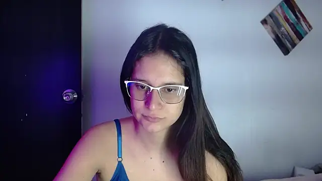 valentini villa online show from November 21, 7:01 pm