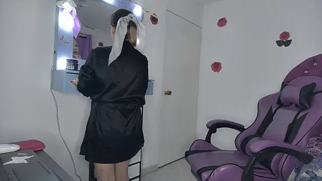 soffy rosses online show from March 9, 1:53 am