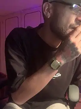 malek xarx  online show from March 3, 10:10 am