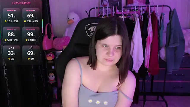AmyVibess online show from April 30, 7:09 pm