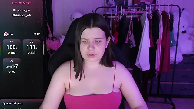 AmyVibess online show from June 15, 7:16 pm