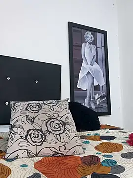 Luke Stone online show from March 8, 2:04 am