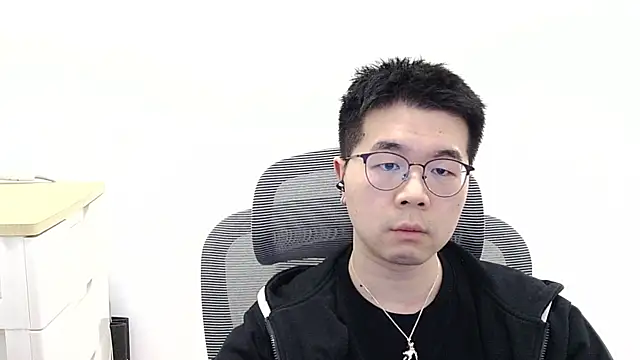 Snapshot of Adzard65 chatting on November 5, 2:28 pm Adzard65 online show from November 5, 2:28 pm