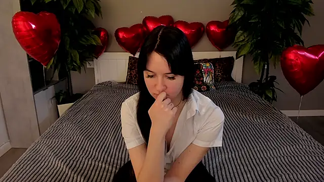 BerryDiva online show from February 7, 7:34 am