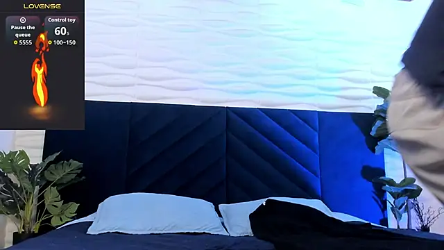 Snapshot of Dustin_Sonne chatting on November 9, 3:38 am Dustin Sonne online show from November 9, 3:38 am