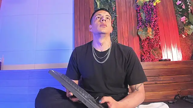 Dustin Sonne online show from March 9, 3:21 am