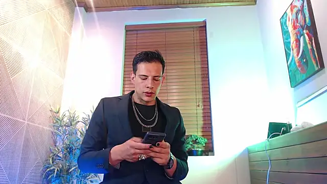 Snapshot of Dustin_Sonne chatting on May 26, 3:35 am Dustin Sonne online show from May 26, 3:35 am