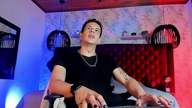 Dustin Sonne online show from June 27, 3:33 am