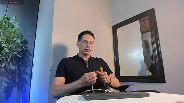 Dustin Sonne online show from July 11, 3:42 am