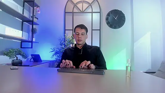 Dustin Sonne online show from July 14, 3:33 am
