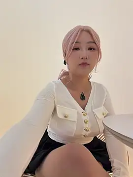 winter11 online show from September 24, 6:28 am