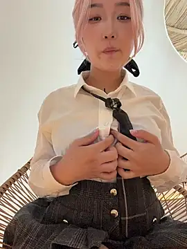 winter11 online show from October 5, 1:59 am