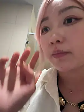 winter11 online show from October 6, 3:42 pm