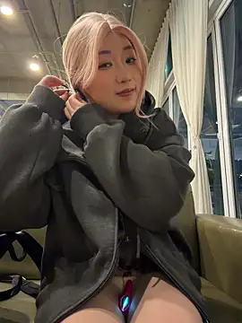 winter11 online show from November 29, 9:01 am