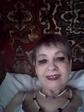 Rose60301 online show from July 26, 4:25 pm