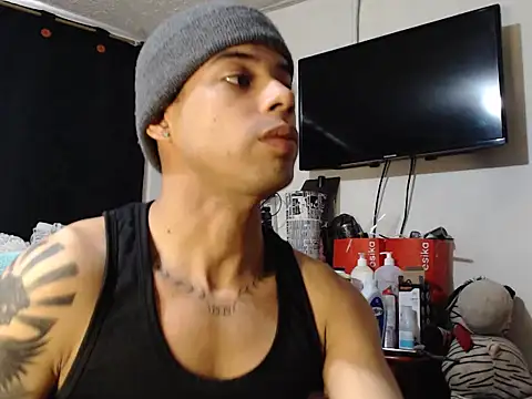 jeampiersexy online show from April 15, 4:36 pm