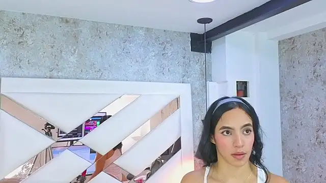 Snapshot of Saara_evans_ chatting on September 17, 7:59 pm Saara evans online show from September 17, 7:59 pm