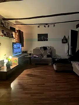 Seductively4 20 online show from November 16, 4:45 pm