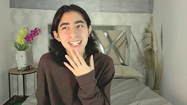 ryo light online show from December 19, 8:49 pm