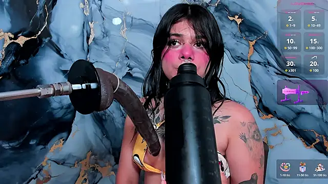 Emily Evo online show from November 6, 7:37 pm