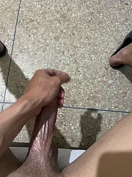 hotgu24 online show from July 2, 12:21 am