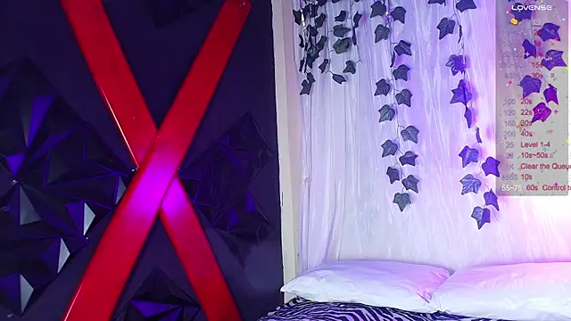 ivonne diaz1 online show from December 15, 7:51 pm