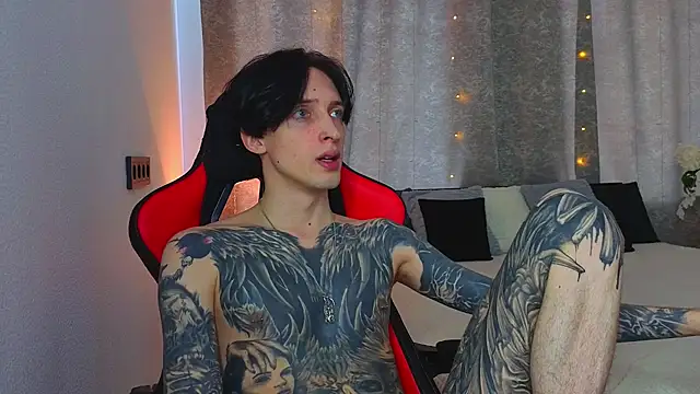 Snapshot of Martin_Jin chatting on April 6, 8:15 am Martin Jin online show from April 6, 8:15 am