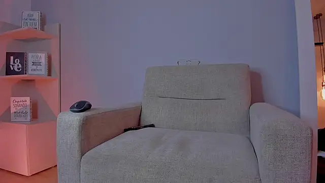 Snapshot of KylliamLevis chatting on June 9, 8:09 pm KylliamLevis online show from June 9, 8:09 pm