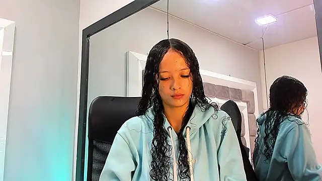 JuliettaBleer online show from October 6, 11:51 am