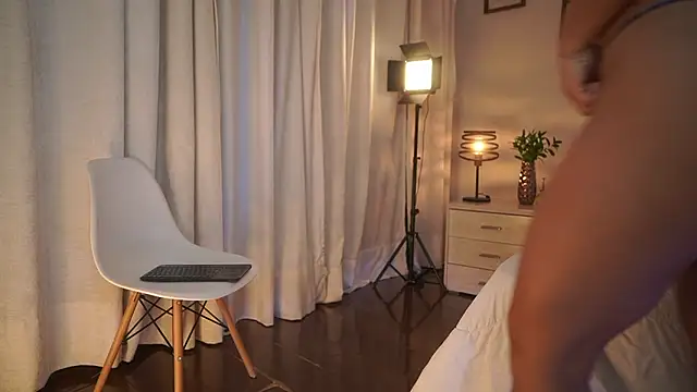 ximena cortez 03 online show from February 18, 10:06 pm