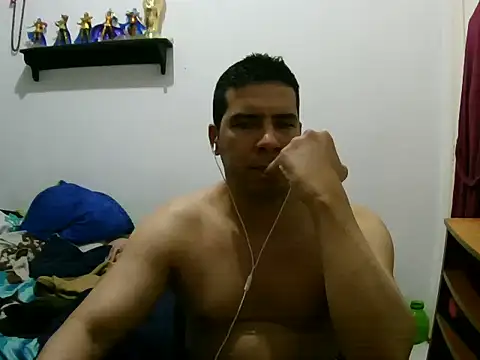 Snapshot of Myke_Digger chatting on July 21, 2:25 am Myke Digger online show from July 21, 2:25 am